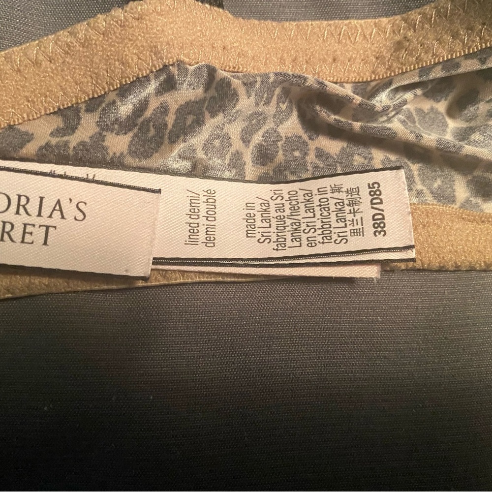 Victoria secret leopard print bra dive 38D